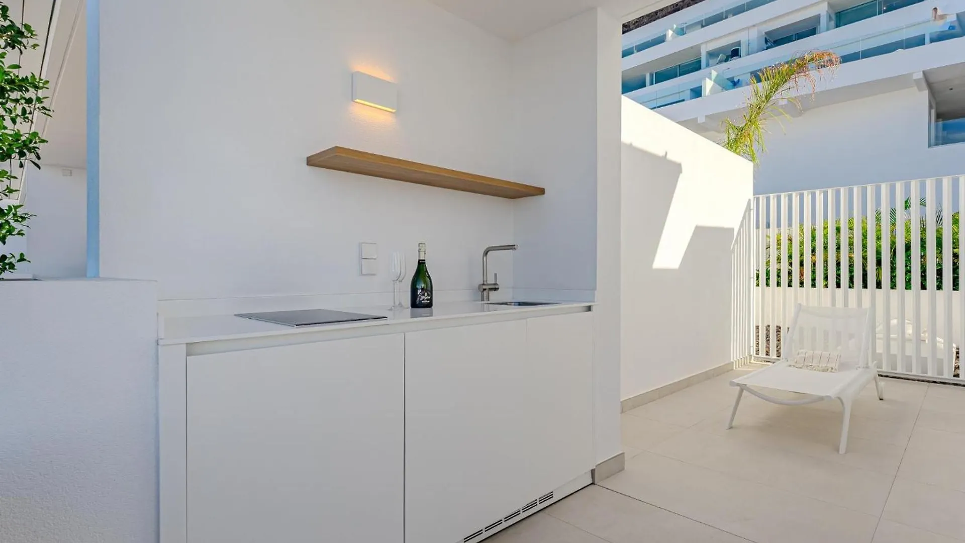 Aquasuites Luxury Penthouse A03 아칸티라도 0*,